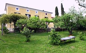 Guesthouse Emilia